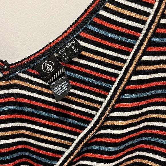 NWT Volcom Strype hype bodysuit MSRP $48 P2P 16 - Picture 4 of 5